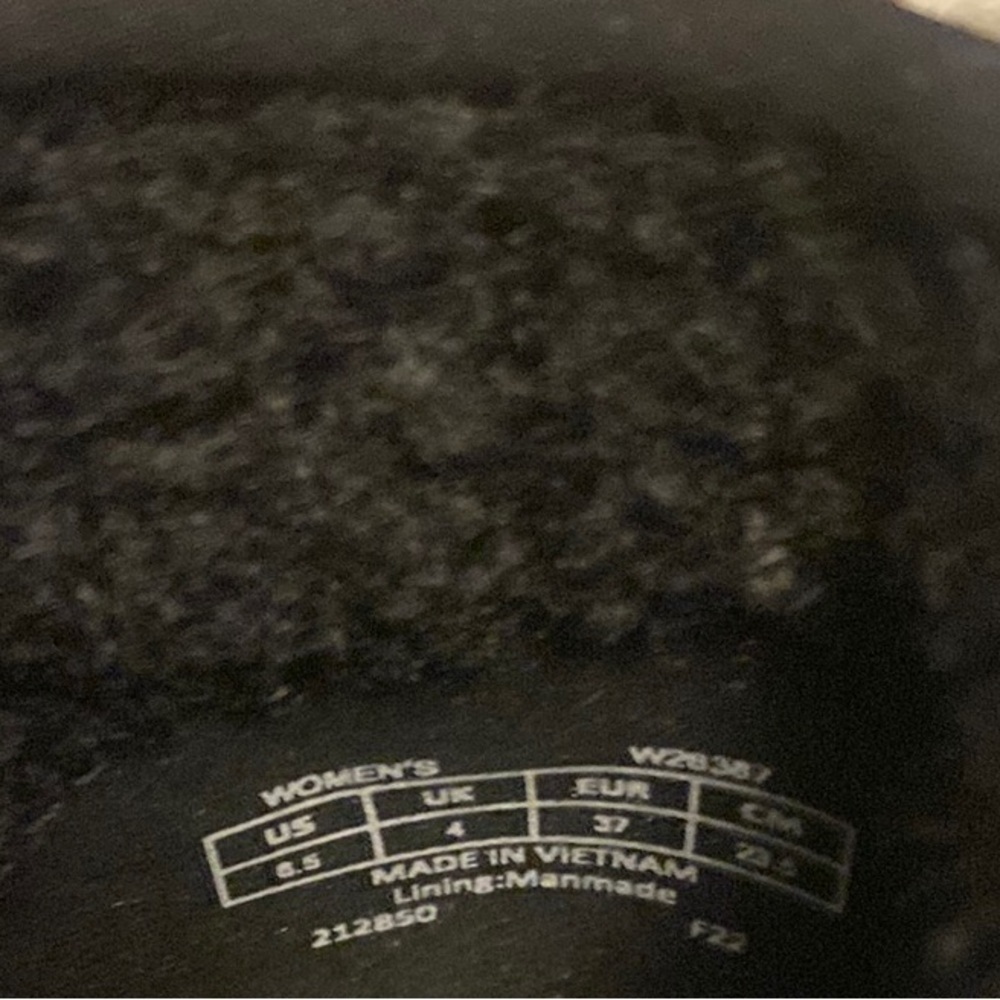 Cole Haan Women's Generation Zerogrand Bootie Size 8 NWOT - Picture 11 of 11